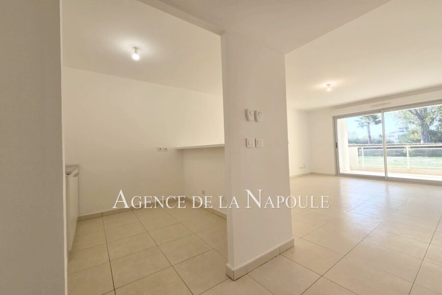 Appartement à vendre à Mandelieu-la-napoule