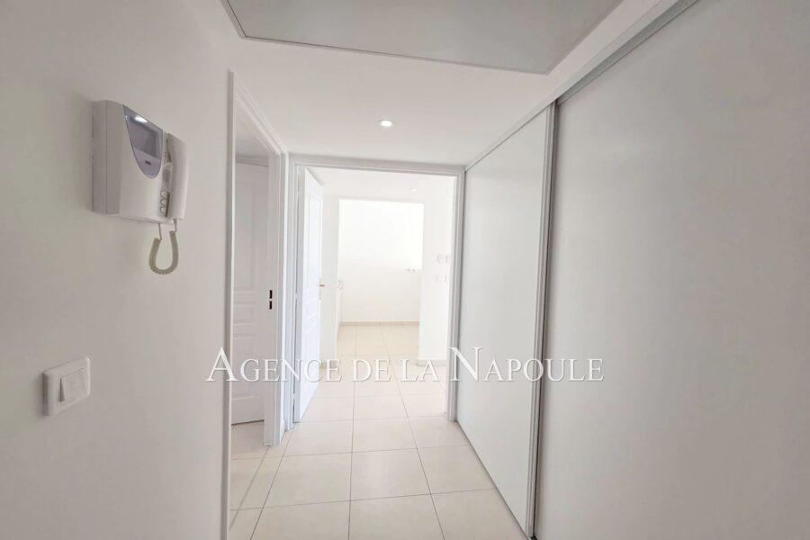 Appartement à vendre à Mandelieu-la-napoule