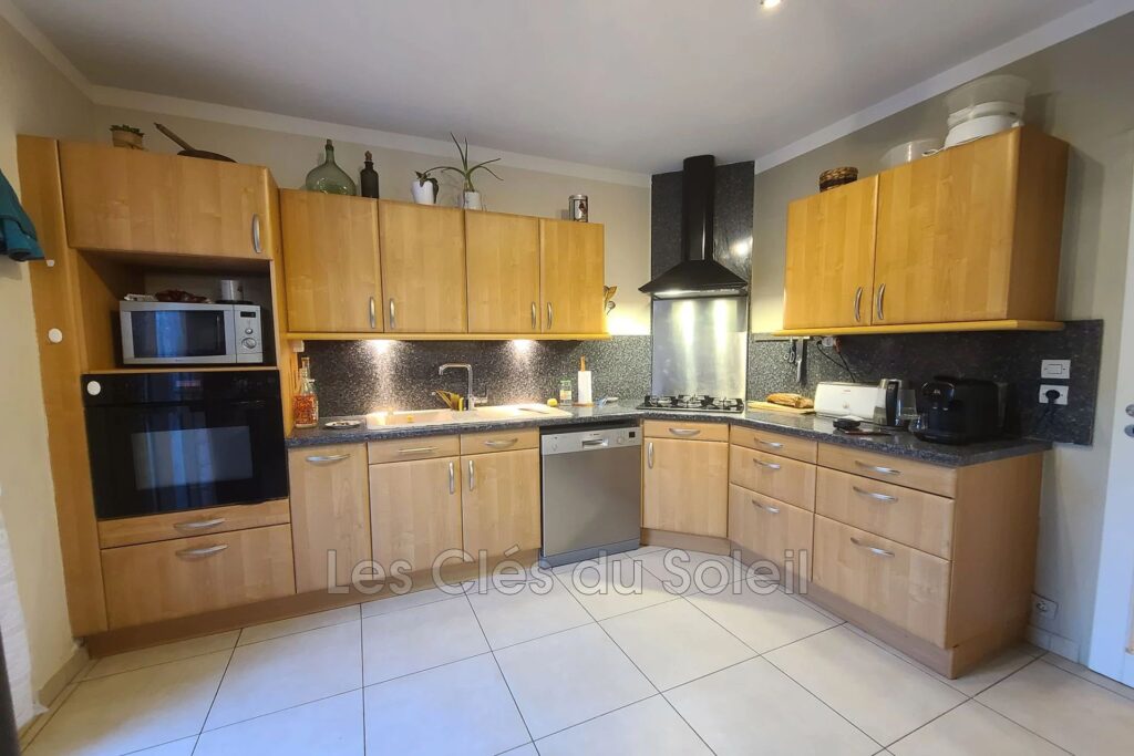 vente maison 5 Pièce(s) – 5 pièces – 3 chambres – 120.00 m²