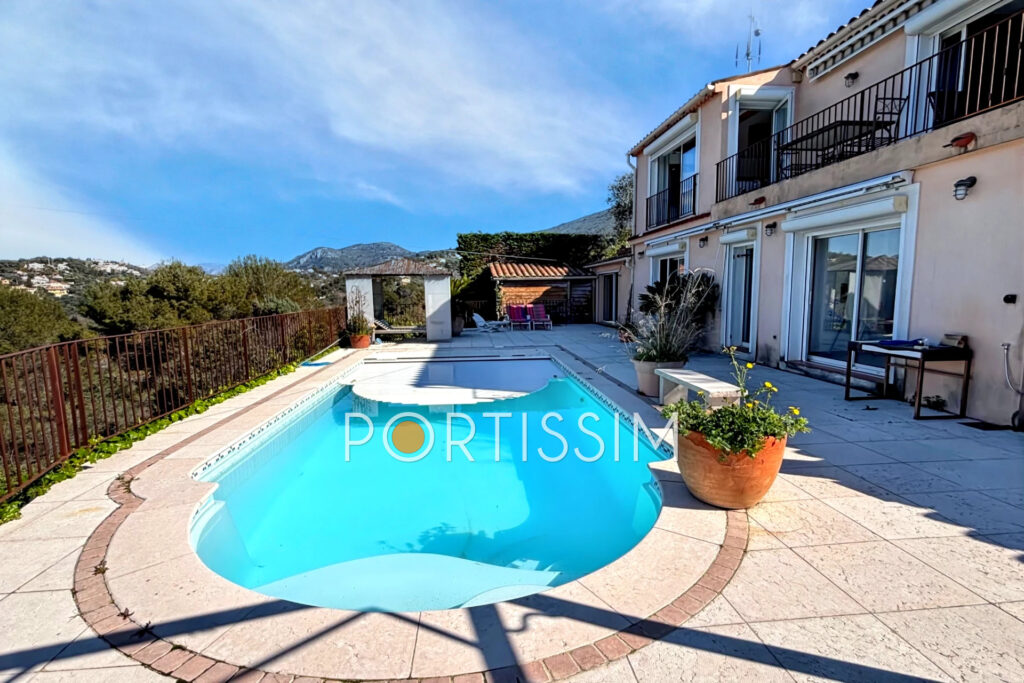 vente maison – NR pièces – 4 chambres – 110.00 m²