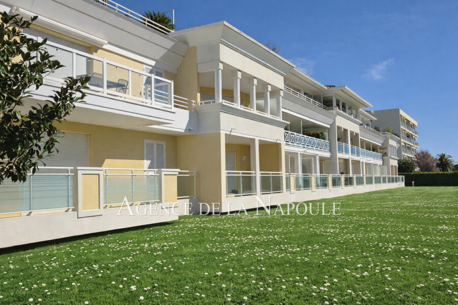 Appartement à vendre à Mandelieu-la-napoule