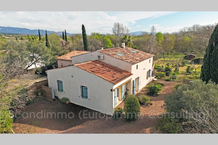 Maison à vendre à Roquebrune-sur-argens