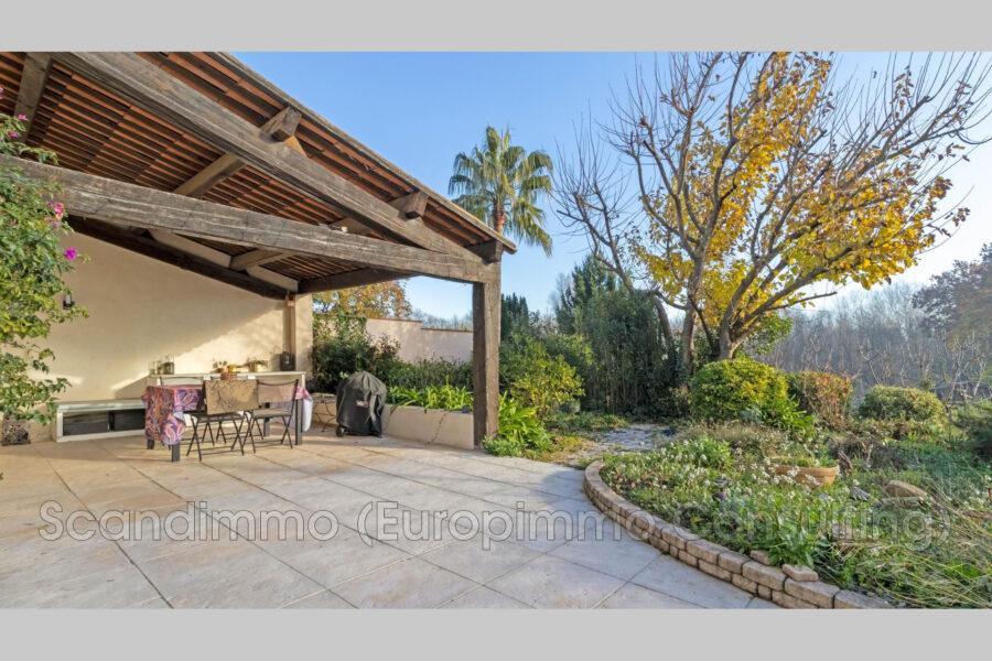 Maison à vendre à Roquebrune-sur-argens