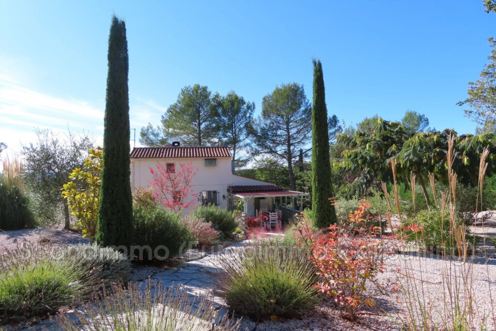 vente maison 5 Pièce(s) – 5 pièces – 4 chambres – 144.73 m²