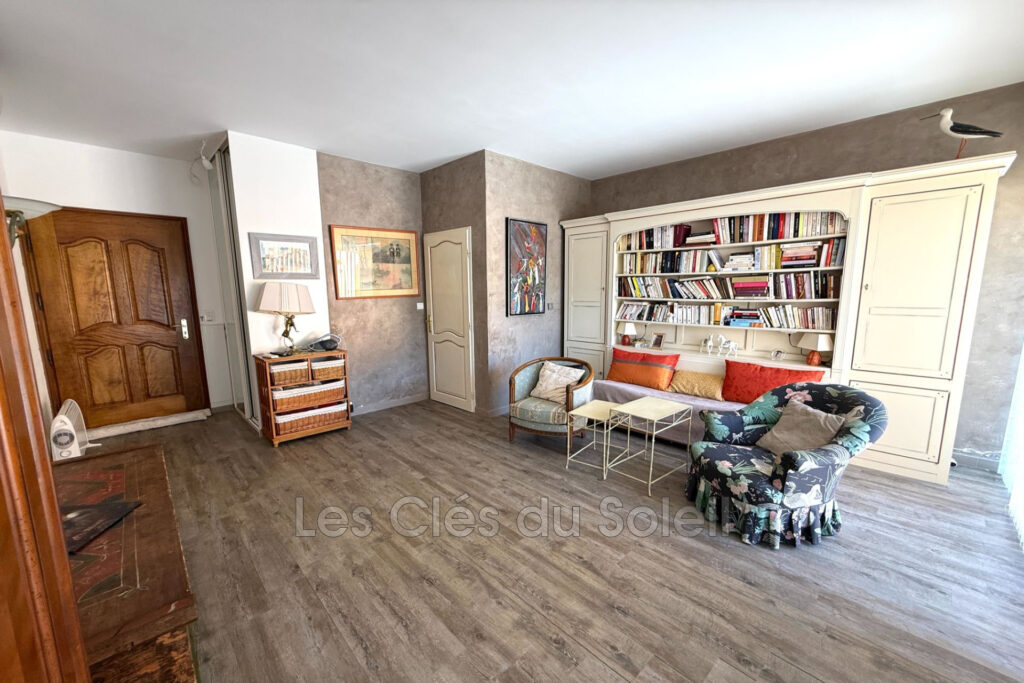 vente maison – NR pièces – 4 chambres – 165.00 m²