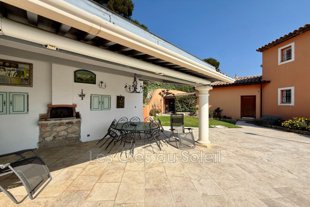 vente maison – NR pièces – 4 chambres – 165.00 m²