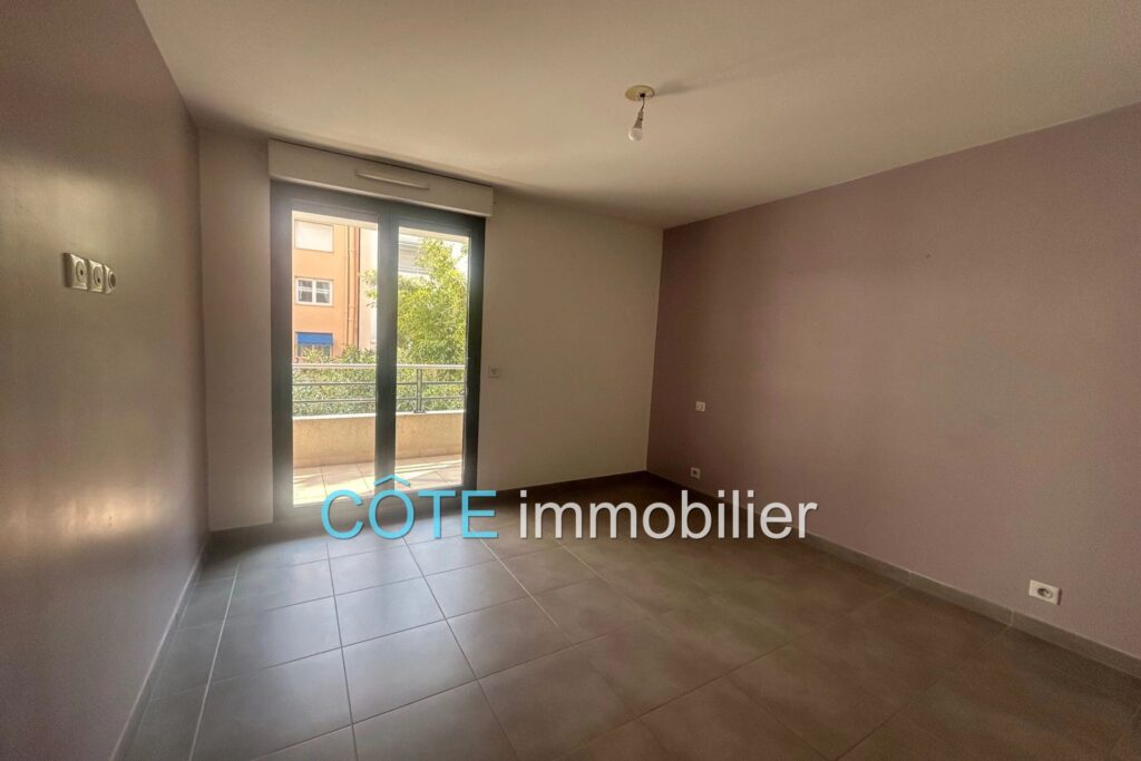 ANTIBES PORT VAUBAN 3 PIÈCES TERRASSE RÉSIDENCE RÉCENTE AU CAL – 3 pièces – 2 chambres – 71.00 m²