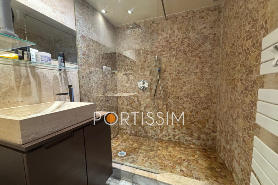 Appartement à vendre à Saint-laurent-du-var
