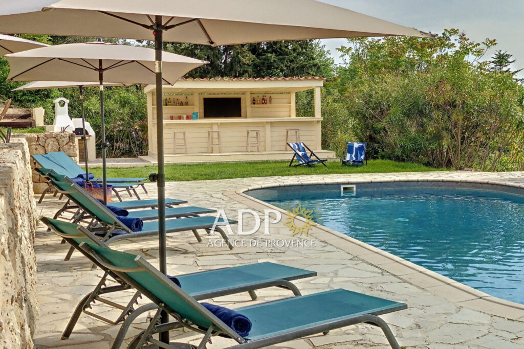 vente maison 7 Pièce(s) – 7 pièces – 6 chambres – 250.00 m²