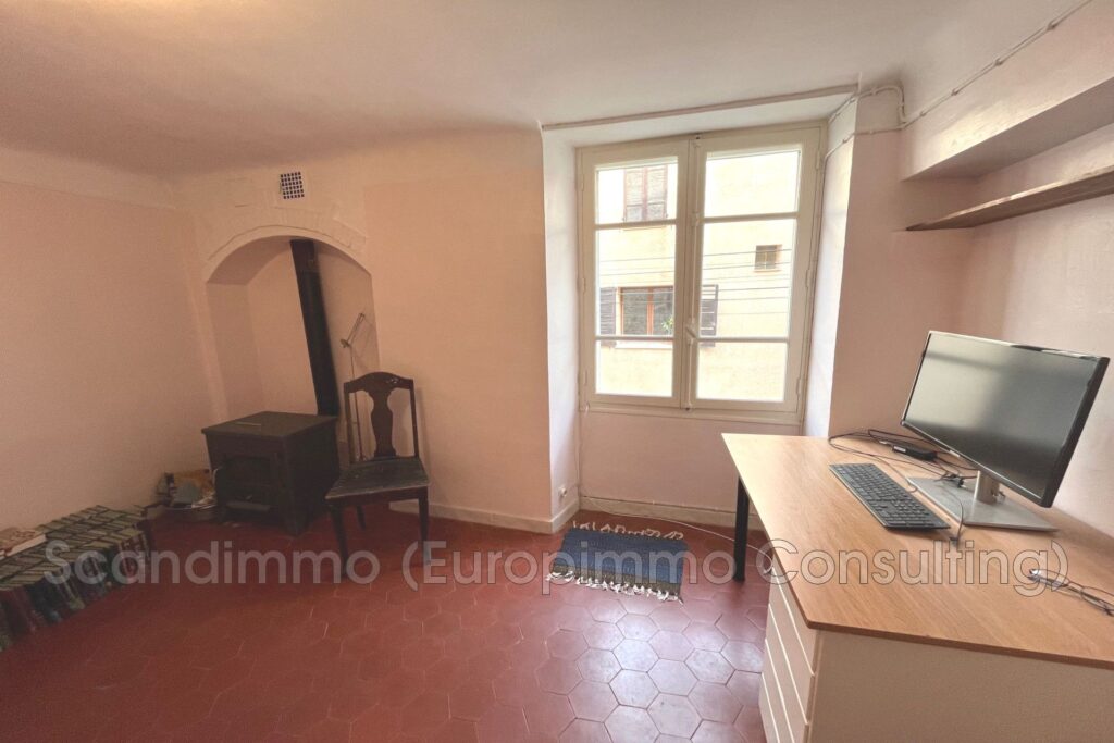 vente maison de village 4 Pièce(s) – 4 pièces – 3 chambres – 106.68 m²