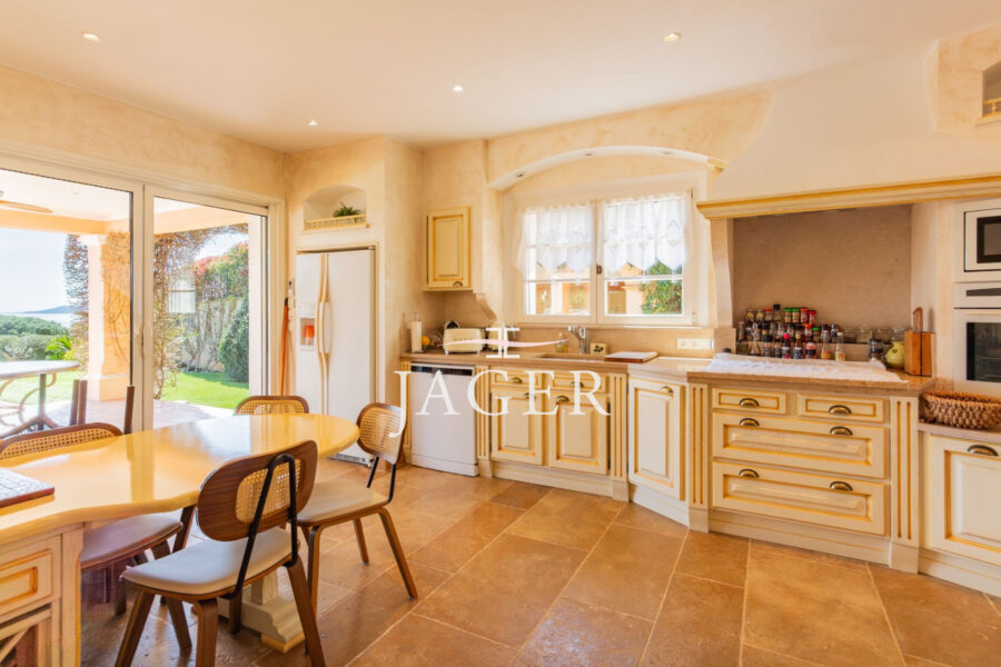Maison à vendre à Sainte-maxime