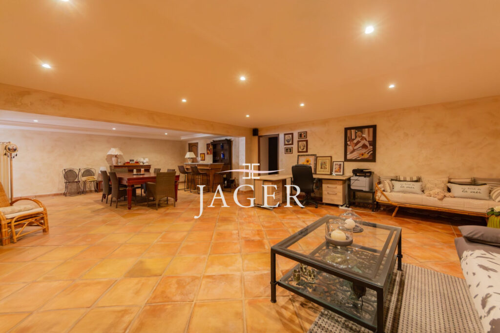 Exclusivité – Propriété d&rsquo;Exception Vue Mer  – 7 pièces – 5 chambres – 400.00 m²