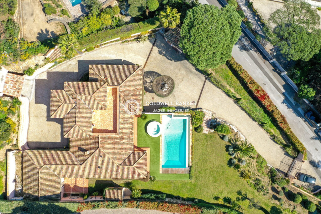 Exclusivité – Propriété d’Exception Vue Mer  – 6 pièces – 4 chambres – 400.00 m²