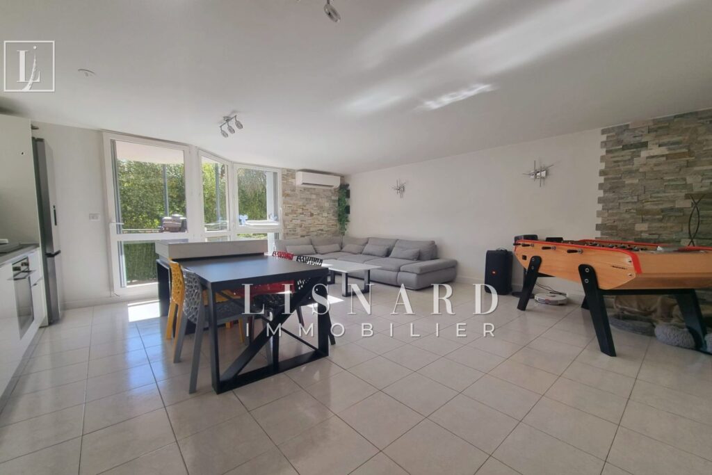 vente appartement 4 Pièce(s) – 4 pièces – 3 chambres – 77.00 m²