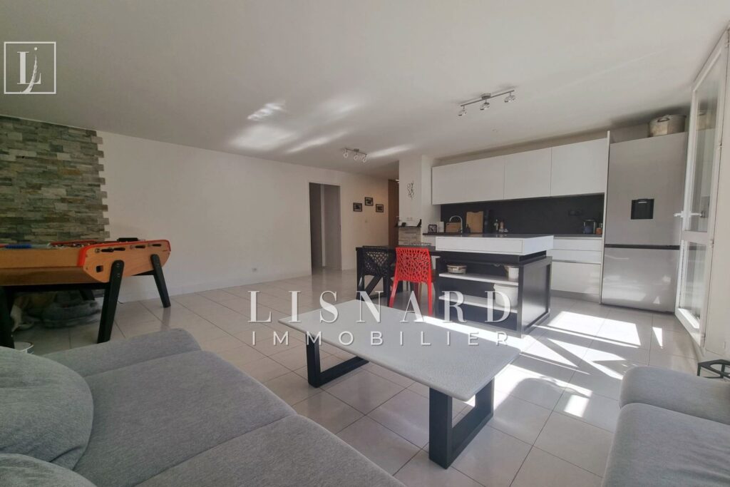 vente appartement 4 Pièce(s) – 4 pièces – 3 chambres – 77.00 m²