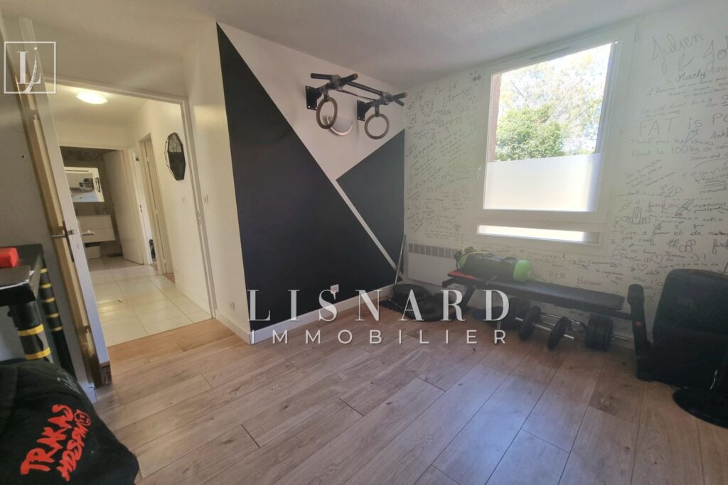 vente appartement 4 Pièce(s) – 4 pièces – 3 chambres – 77.00 m²