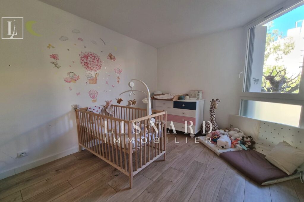 vente appartement 4 Pièce(s) – 4 pièces – 3 chambres – 77.00 m²