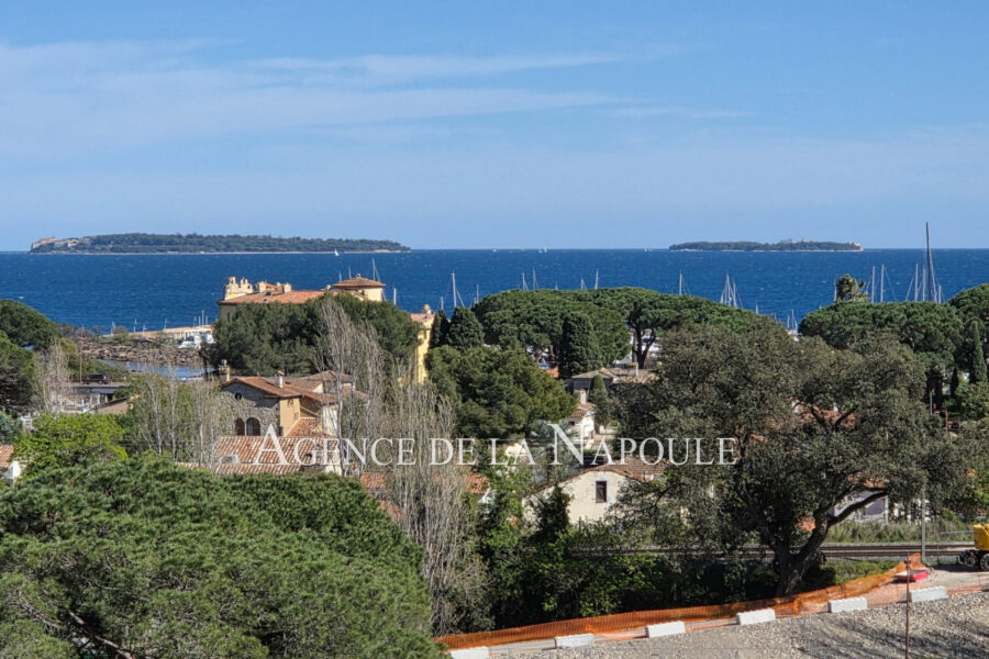 Appartement à vendre à Mandelieu-la-napoule
