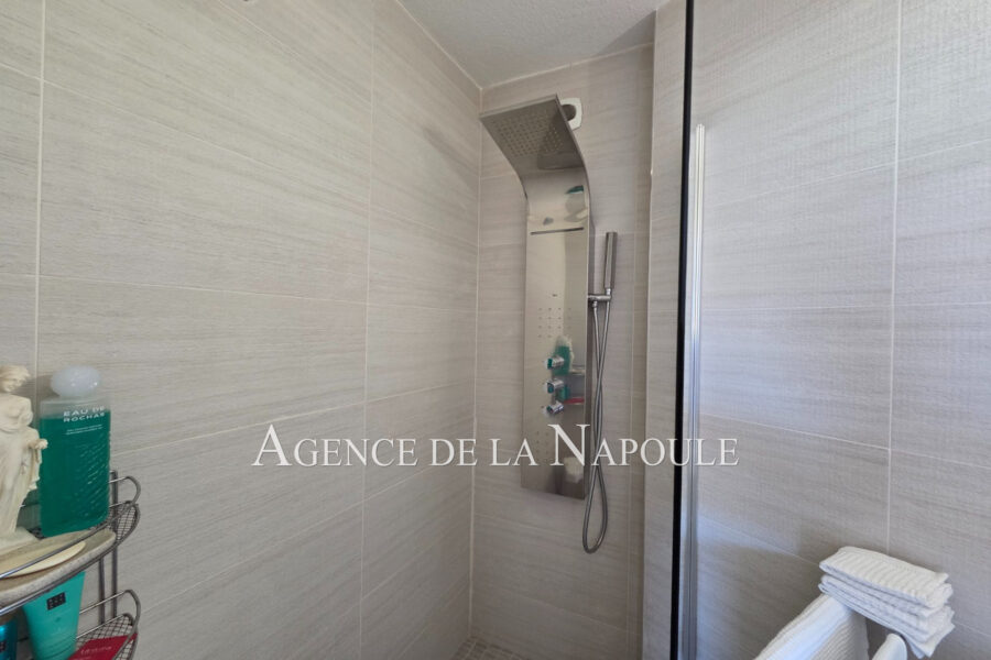 Appartement à vendre à Mandelieu-la-napoule