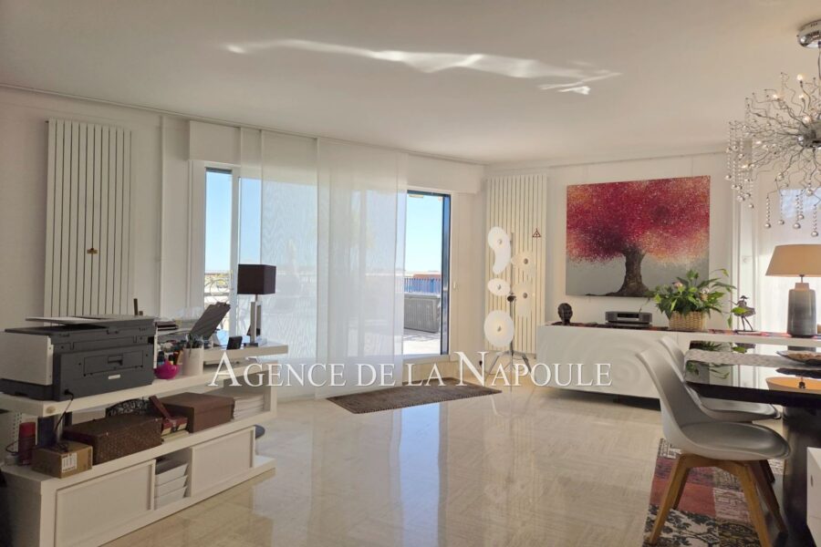 Appartement à vendre à Mandelieu-la-napoule