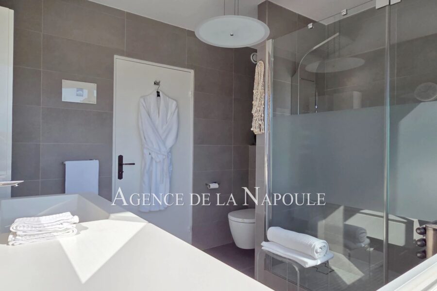 Appartement à vendre à Mandelieu-la-napoule