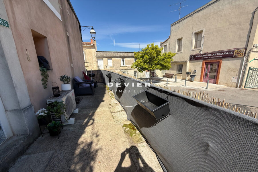 Maison à vendre à Saint-geniès-des-mourgues