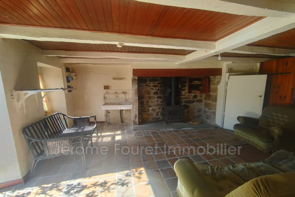 vente maison – NR pièces – 2 chambres – 70.00 m²