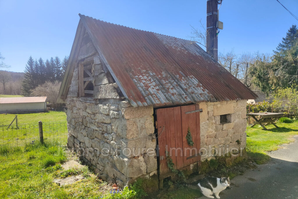 vente maison – NR pièces – 2 chambres – 70.00 m²