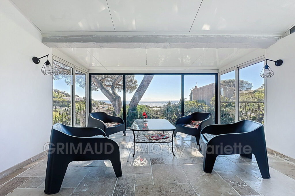 belle vue mer pour cette maison provencale au calme et 4 chamb – 6 pièces – 4 chambres – 183.00 m²
