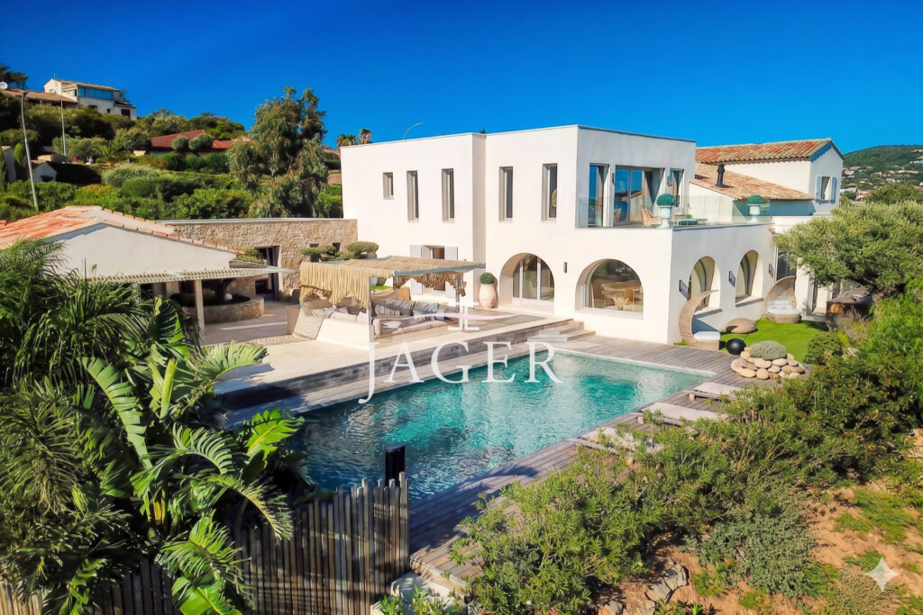 Villa d&rsquo;exception avec vue mer panoramique – 8 pièces – 5 chambres – 350.00 m²