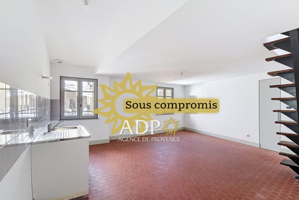 Le cachet de l&rsquo;ancien, le confort du neuf ? Dernier étage avec – 3 pièces – 2 chambres – 52.09 m²
