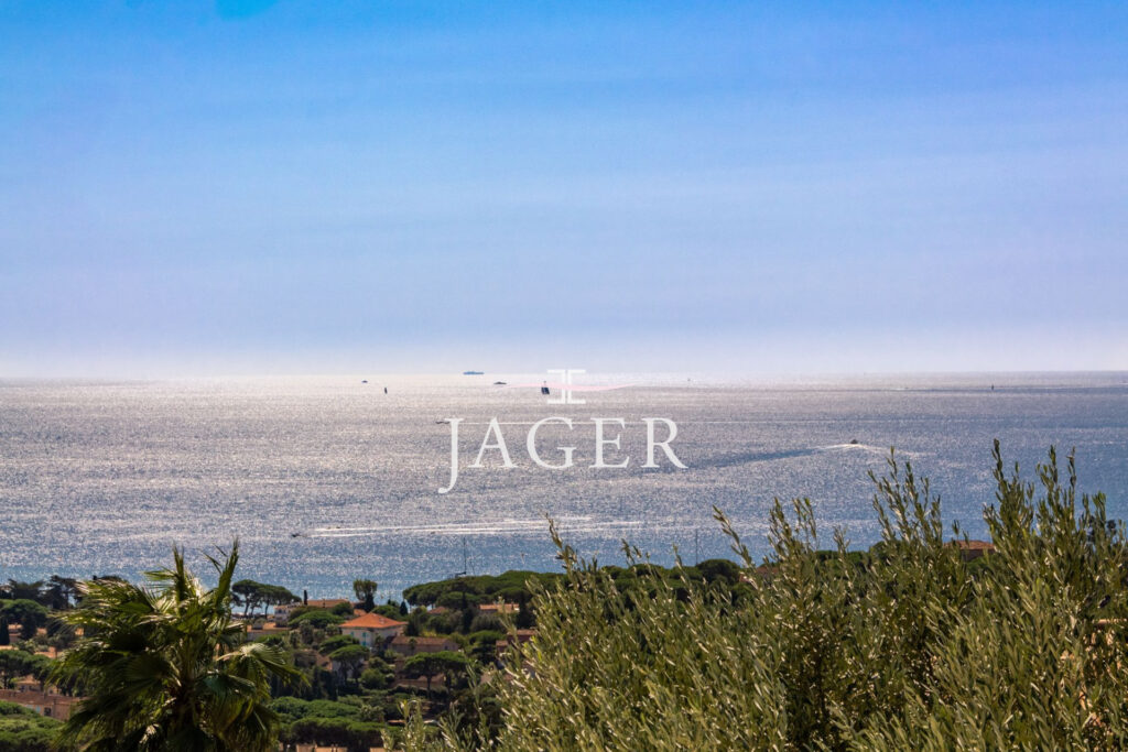 Villa d&rsquo;exception avec vue mer panoramique – 7 pièces – 5 chambres – 350.00 m²