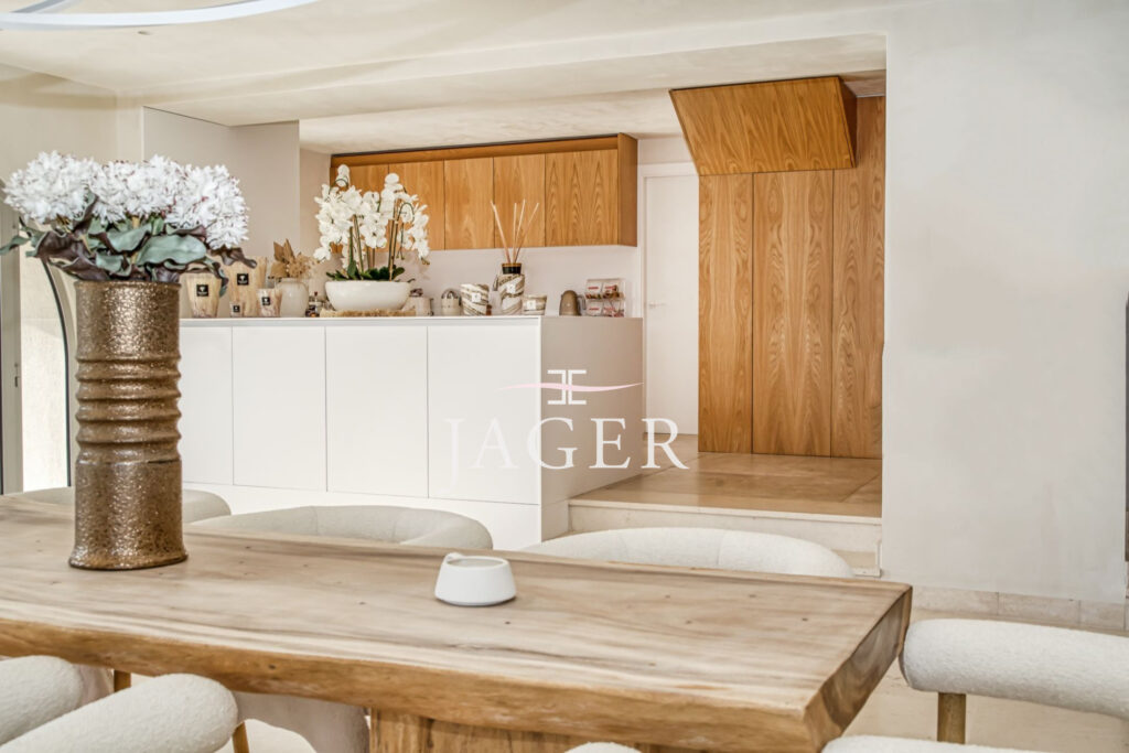 Villa d&rsquo;exception avec vue mer panoramique – 7 pièces – 5 chambres – 350.00 m²