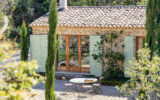 Mas Provençal de Charme avec Piscine ? Vue sur les Collines du – NR pièces – 4 chambres – 190.00 m²