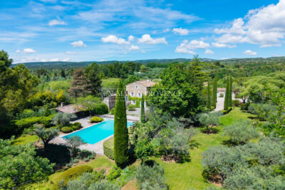 Maison à louer à Gordes