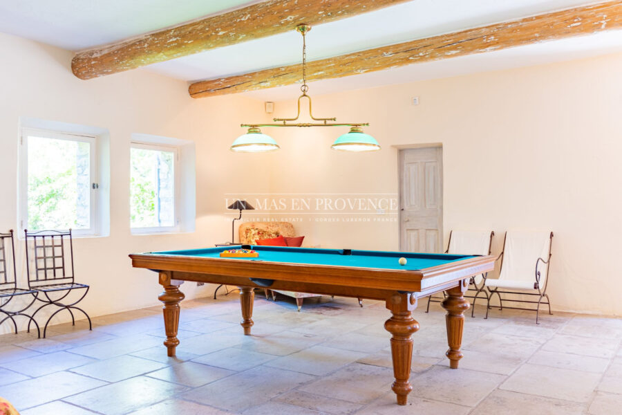 Maison à louer à Gordes