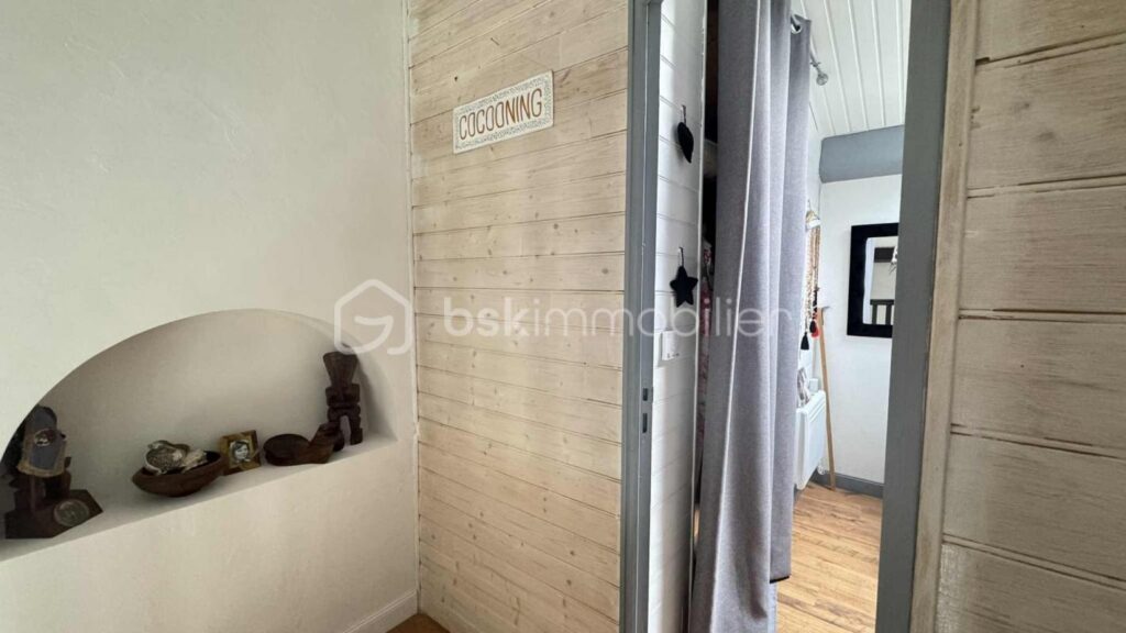 Couffouleux – Maison T6 avec piscine et sous-sol – 6 pièces – 4 chambres – 165 m²