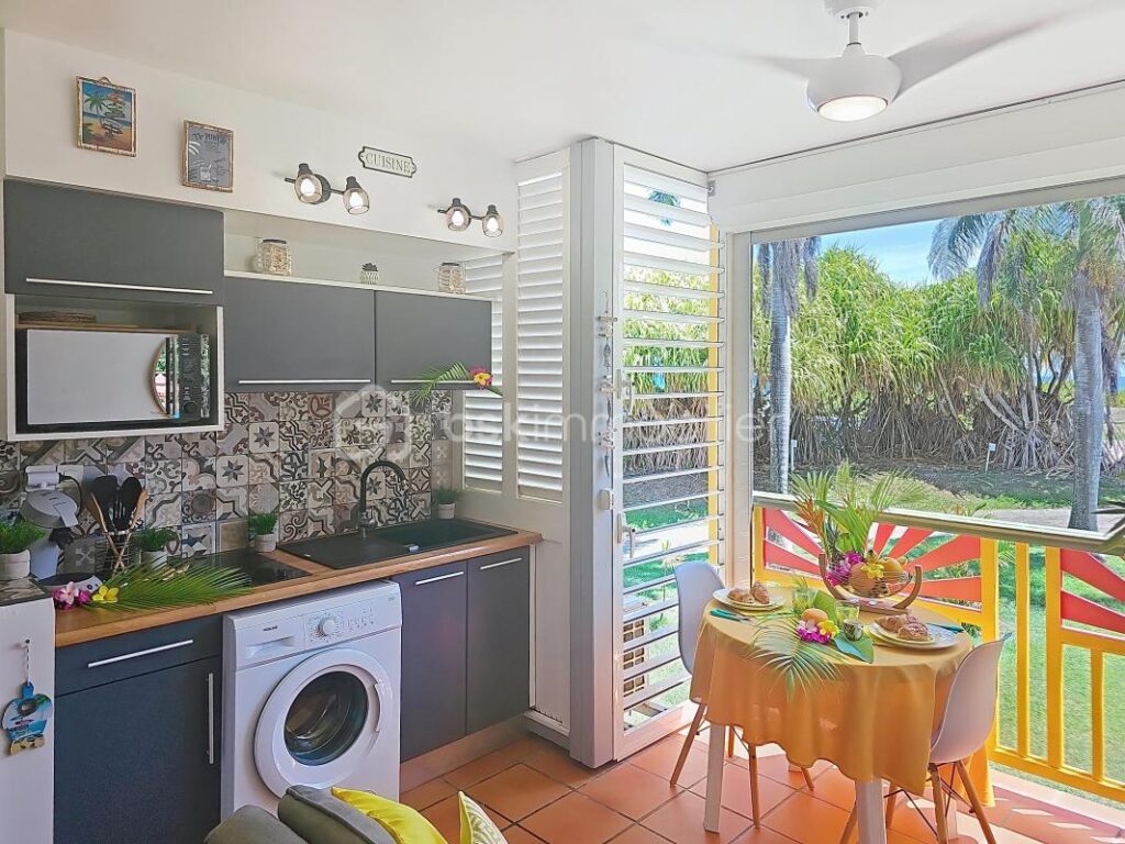 Splendide studio vue mer Anse des Rochers – 1 pièce – 1 chambre – 20 m²