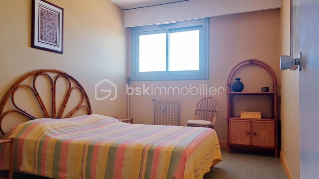 Vue imprenable depuis le dernier étage – 3 pièces – 2 chambres – 72 m²