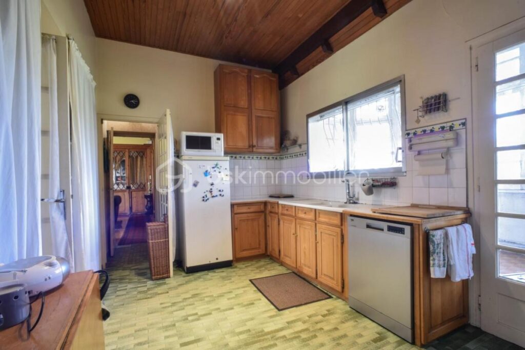 TOULOUSE Maison de caractère du T8 du XIX -ème avec 2000 ² de parc – 8 pièces – 5 chambres – 214 m²