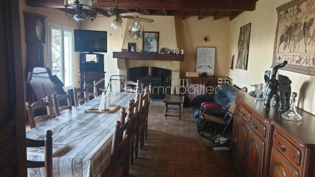 Villa à Marciac vue Pyrénées – 5 pièces – 2 chambres – 128 m²