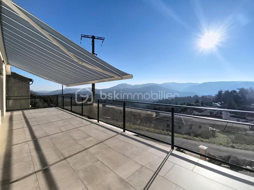 Maison contemporaine 122m² avec dépendance 85m² – Vue Panoramique – Saint-Vincent-d’Olargues (34390) – 5 pièces – 3 chambres – 122 m²