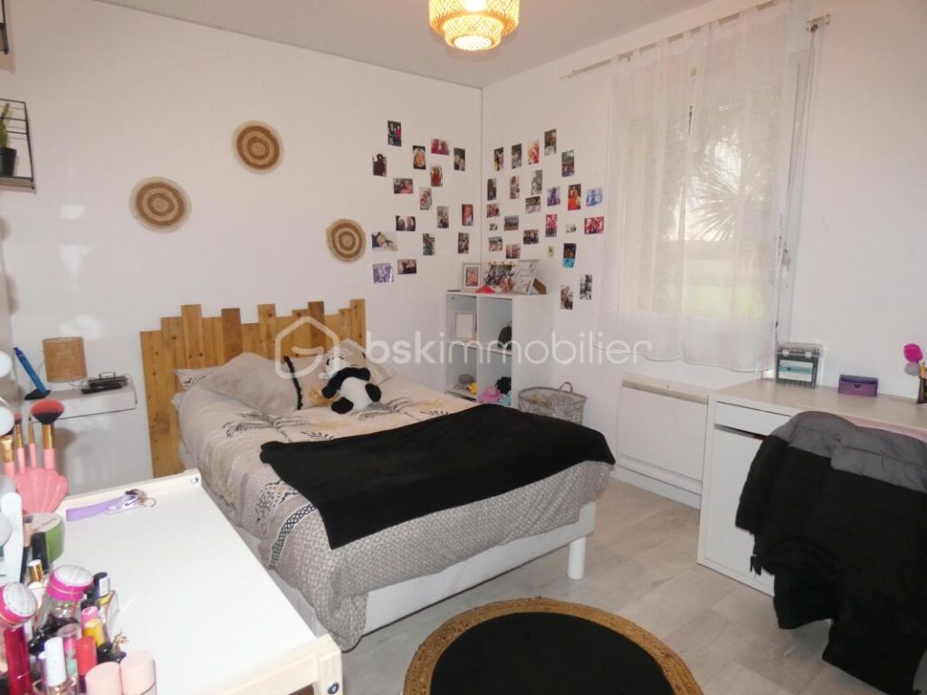 Maison 6 pièces 120 m2 – 6 pièces – 5 chambres – 120 m²