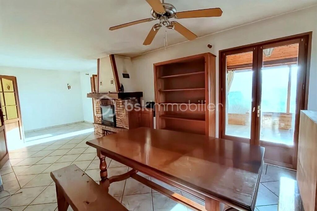 Maison familiale idéal famille, personnes âgées ou locatif – 5 pièces – 3 chambres – 170 m²