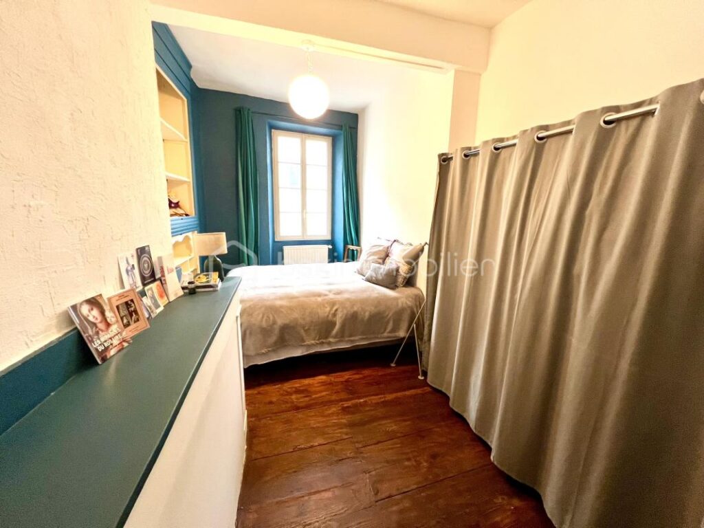 Succombez a une magnifique maison de pierre – 5 pièces – 3 chambres – 172 m²