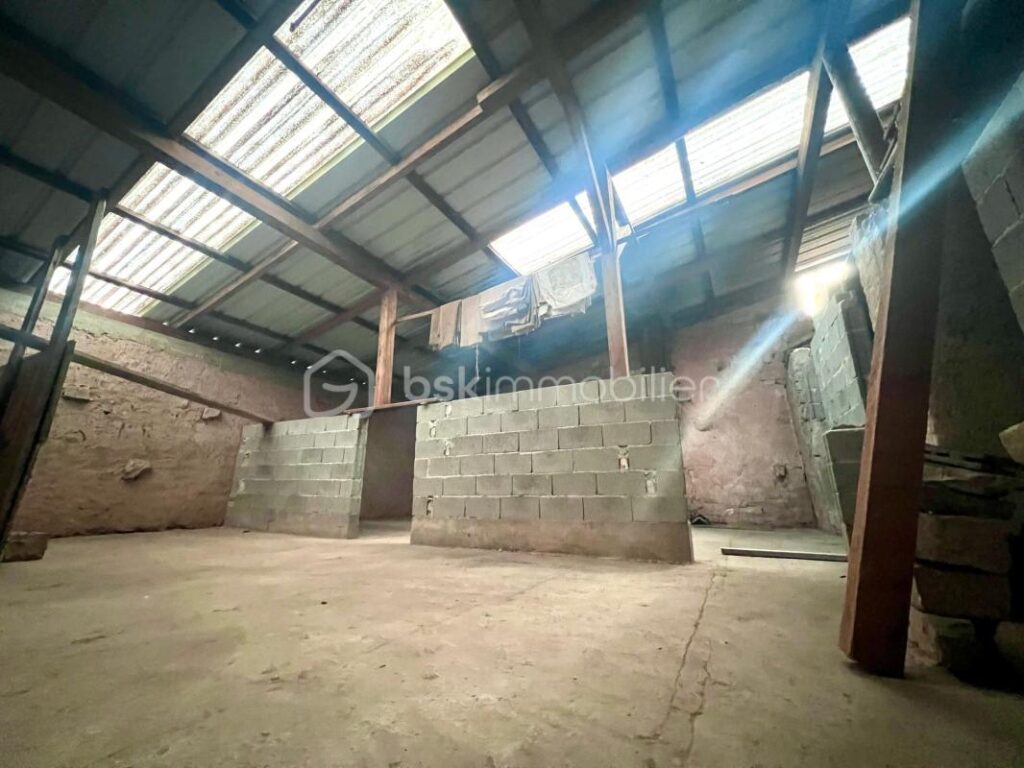 Maison de village 150 m² avec grange – Projet de rénovation – Petit-Réderching – 5 pièces – 3 chambres – 150 m²