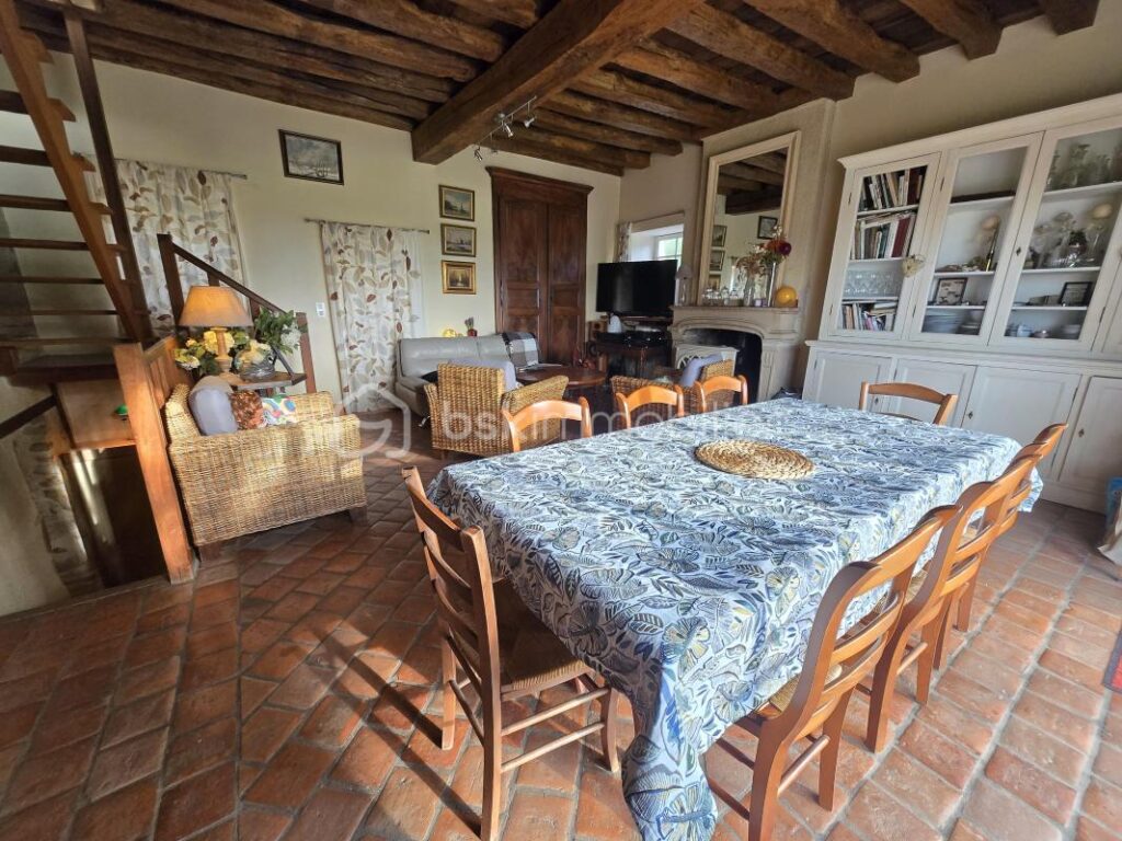 Magnifique Corps de Ferme de 188 m² à Chaulgnes – 5 pièces – 4 chambres – 188 m²