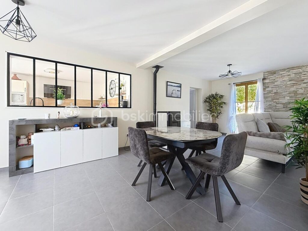 🏡 Maison traditionnelle 6 pièces – Meaux – 6 pièces – 4 chambres – 134 m²