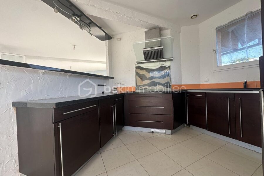 Maison à vendre à Domessin