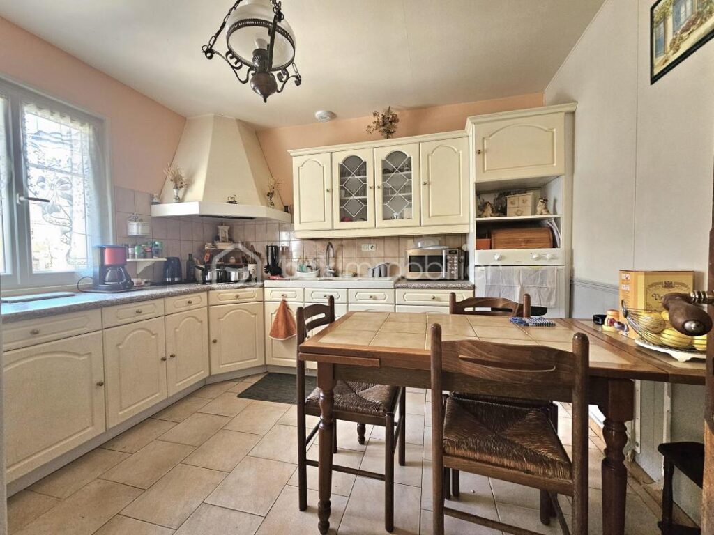 VUE IMPRENABLE SUR LE LOING – 5 pièces – 4 chambres – 108 m²